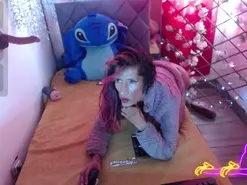 Amateur Sex Cam of roxy_roxxan