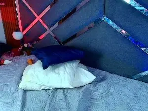 Cam4 Live Sex Cam of Kitty_Vixen