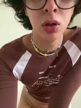 Cam4 Free Live Porn of gabiicdinha