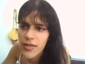 Cam4 Adult Video Chat of bellanoir