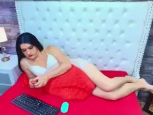 Cam4 Watch Live Sex Cams of TRINY_TS