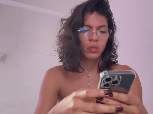Cam4 Live Sex of Venenisa