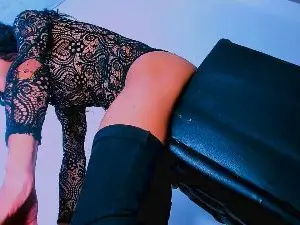 Cam4 Live Porn of stefaniaferrer1