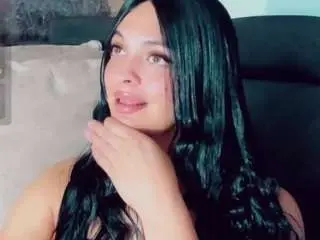Camsoda Nude Webcam of emmasaenz