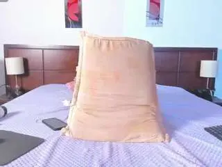 Camsoda Free Live Porn of miamarin-hot