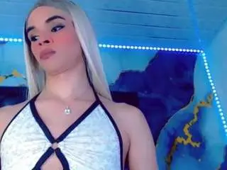 Camsoda Adult Webcam of hotsexygirlsglove