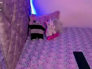 Camsoda Sex Chat of isabella-hot