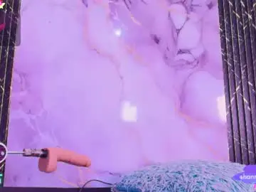 Chaturbate Nude Webcam of hanna_evanns_