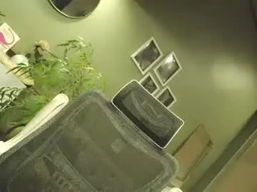 Chaturbate Live Sex Cam of mayly_deputaxx
