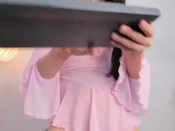 Chaturbate Adult Webcams of saraah___
