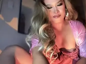 Chaturbate Live Sex Cam of seductive_lusty