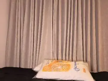 Chaturbate Best live sex cam show of zoevg