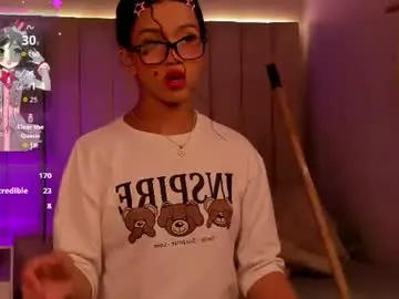 Chaturbate Sex Cam of alessia_belluci1
