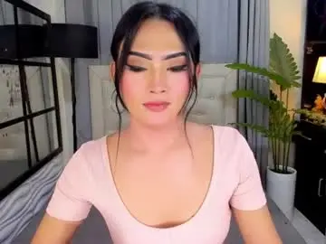 Chaturbate Live Sex of phenomenal_ivy