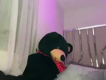 Chaturbate Watch Live Sex Cams of samanthabernardo_