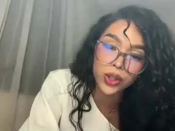 Chaturbate Adult Video Chat of samanthabernardo_