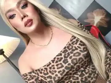 Chaturbate Free Porn Cam of lovers_moon22