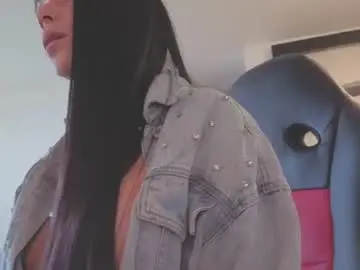 Chaturbate Live Porn of miavero