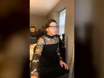 Chaturbate Adult Video Chat of missnicolenicolenicole