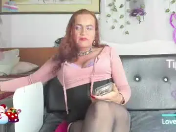 Chaturbate Live Sex Cam of mishell_bons4