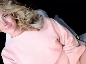 Chaturbate Live Sex Cam of im_ur_nightmare
