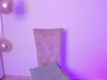 Chaturbate Live Sex Cam of camilacoxx