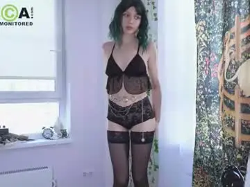 Chaturbate Free Live Porn of queenofwandss