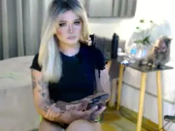Chaturbate Live Sex of katykiat