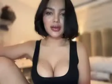Chaturbate Live Sex Cam of belle_moonlight