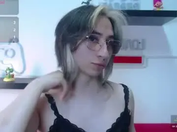 Chaturbate Live Sex of charlothe_dumont
