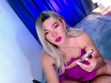 Chaturbate Live Sex Cam of olivia_the_temptress27