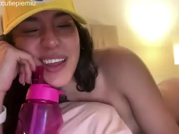 Chaturbate Best live sex cam show of cutiepiemiu