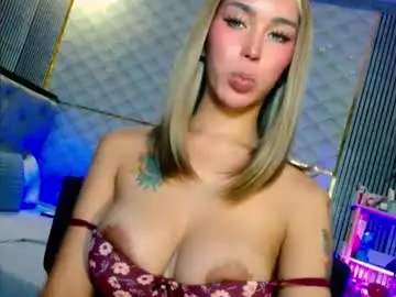 Chaturbate Free Porn Cam of darklurex_jasmine