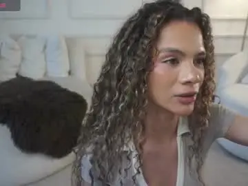 Chaturbate Best live sex cam show of naomigomezz