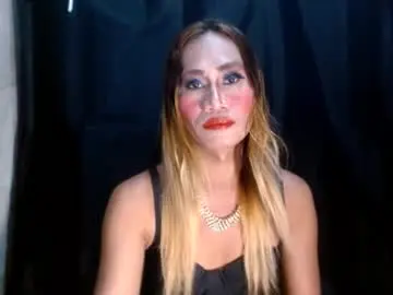 Chaturbate Watch Live Sex Cams of hugecockforyouxx