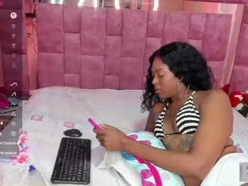 Chaturbate Free Porn Cam of shenielxxx