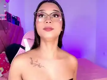 Chaturbate Live Sex Cam of ely_w1