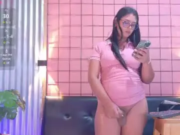 Chaturbate Free Live Porn of mensia_hernandez