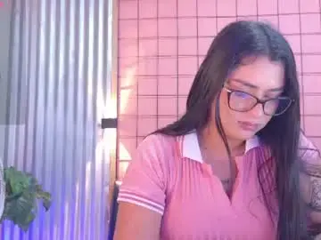 Chaturbate Live Porn of mensia_hernandez