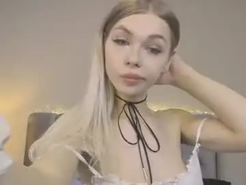 Chaturbate Sex Cam of blondy_fina