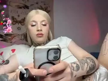 Chaturbate Best live sex cam show of chloevesper
