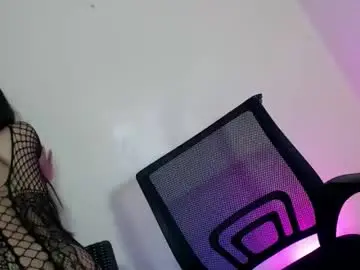 Chaturbate Free Porn Cam of tight_sabrina