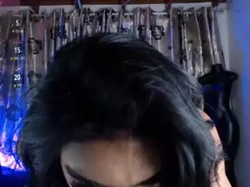 Chaturbate Live Sex Cam of hecate_doll