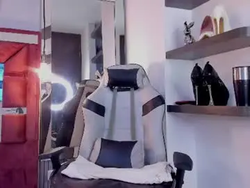 Chaturbate Live Sex Cam of kataadelafontaine