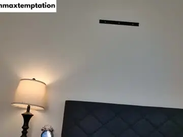 Chaturbate Live Sex Cam of emmaxtemptation