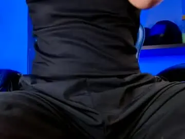 Chaturbate Nude Webcam of yourfavorite_bigclit