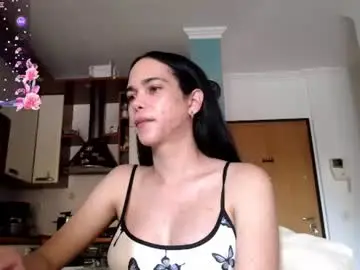 Chaturbate Free Porn Cam of luara_