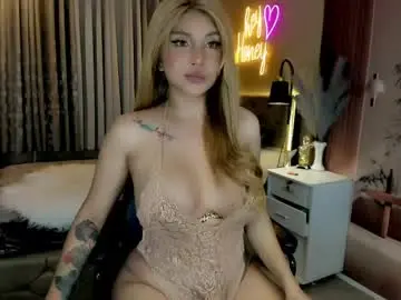 Chaturbate Live Sex Cam of xhey_honeyx