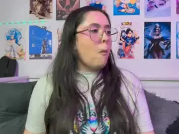 Chaturbate Free Porn Cam of snowblack_