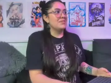 Chaturbate Adult Video Chat of snowblack_